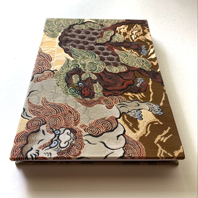 唐獅子図』 狩野永徳御朱印帳 B5見開き御朱印帳 見開き御朱印帳 牡丹蔓