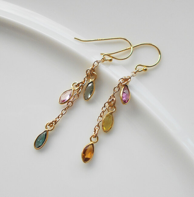 マルチカラートルマリンのゆらゆらピアス