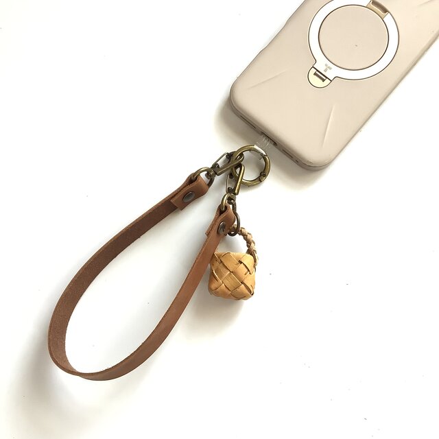 未使用 ❤️ 山ねずみ　ロッキーチャック　携帯ストラップ 白樺ミニかごチャーム付きスマホストラップ | iichi 日々の