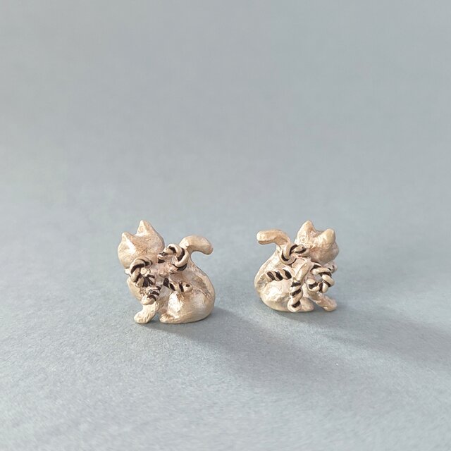 カオストリップ 招き猫 イヤリング クリップタイプ ハンドメイド 1点もの 受注制作】狛猫/猫/招き猫/SILVER925/置物/鳥居/神社/ねこ/ネコ/ピアス