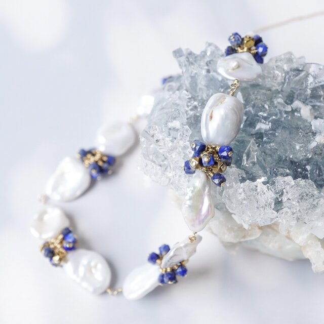 【1点限定】静けさ／天然石ロングネックレス（バロックパール・ラピスラズリ）