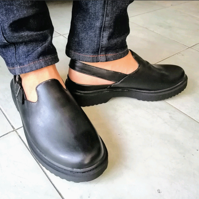 ◇本革サボサンダル◇無料サイズオーダー◇受注生産◇本革◇ブラック