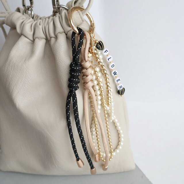 ＼バッグにつけるだけ♪／ ジャラジャラバッグチャーム＜ゴールドmix＞