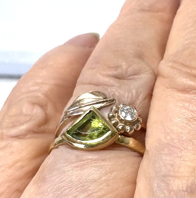 展示用/レジン/ペリドットのリング ペリドットのリング | iichi 日々の暮らしを心地よくするハンドメイド