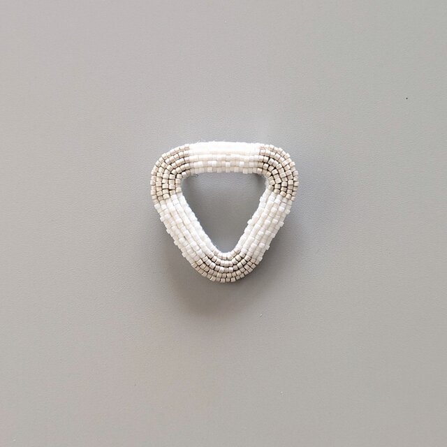 monolog 星屑ブローチ typeA BEIGE