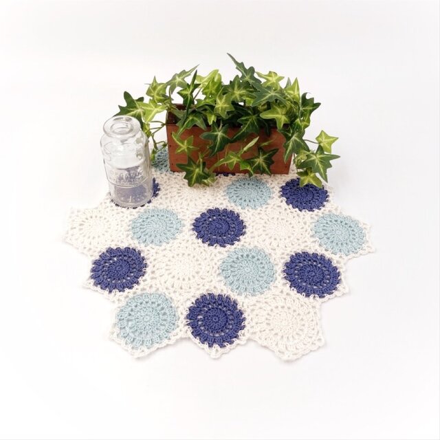 丸いモチーフ繋ぎのレースドイリー/045/ブルー