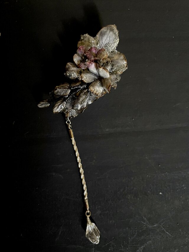 夜想花イヤークリップ3