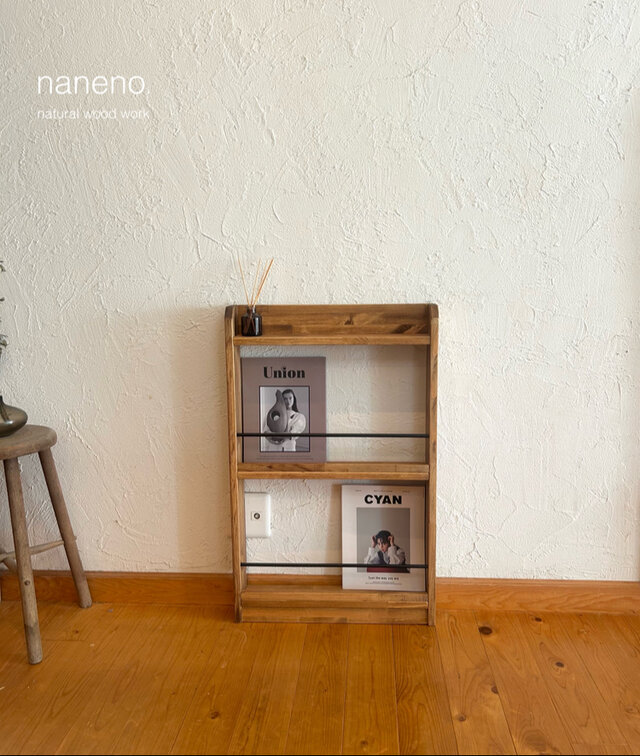 絵本棚／ハンドメイド／本棚／表紙が見える絵本棚 表紙のみえる絵本棚 絵本のたな ディスプレイラック 壁付け スリム