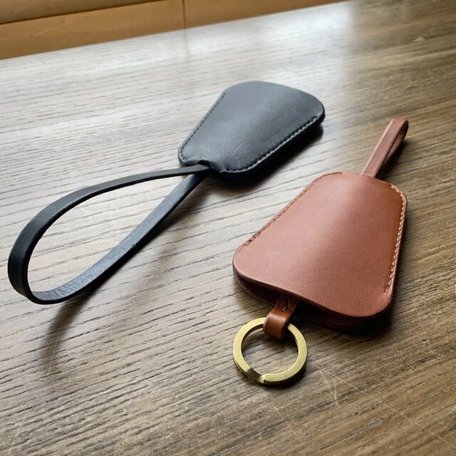 ベル型レザーキーケース（リネア・ヴァスカ・リスシオ）