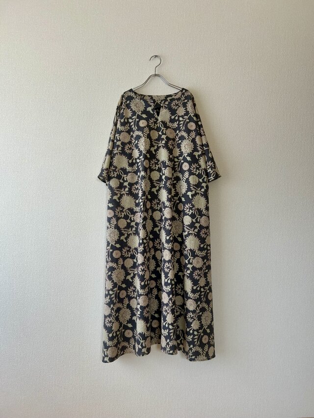 【美品】Fabindia ファブインディア　スリットワンピース　ブロックプリント ブロックプリントワンピース 刺し子入りインディゴB | Neela