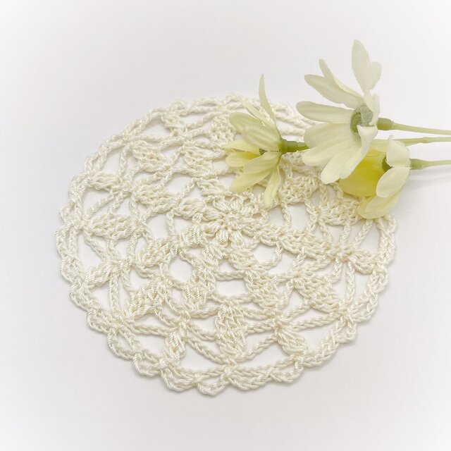 お花とリーフのドイリー/073/ホワイト