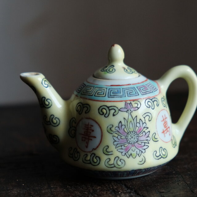 グリーンパステル万寿無彊将軍缶 景徳鎮 陶磁器 装飾品 現代工芸品