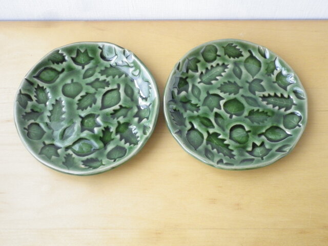 ハンドメイド　寄木　小皿 葉っぱ模様の小皿＊緑 | iichi 日々の暮らしを心地よくする