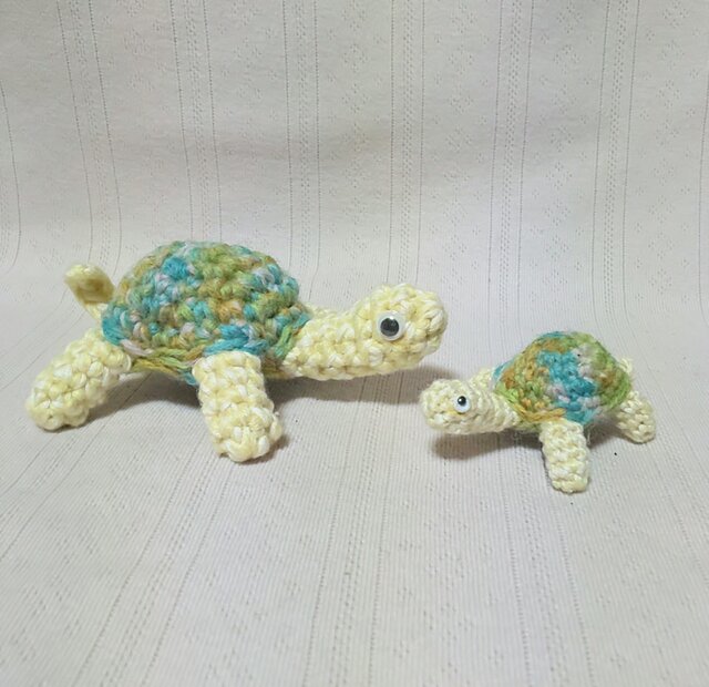 亀の親子　陶器　手作り 亀の親子 | iichi 日々の暮らしを心地よくするハンドメイドや