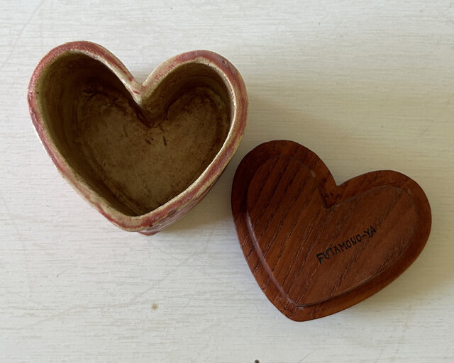 ハート柱・赤 | iichi 日々の暮らしを心地よくするハンドメイドや