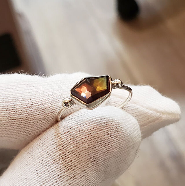 奈良県レインボーガーネットのツインひし形リング | iichi 日々の