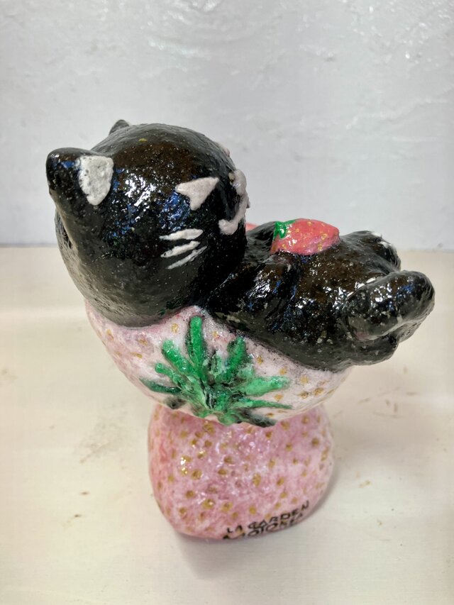 植木鉢 セメント ミニサイズ猫 いちご形プランターオブジェ手作り