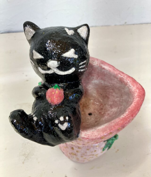 植木鉢 セメント ミニサイズ猫 いちご形プランターオブジェ手作り