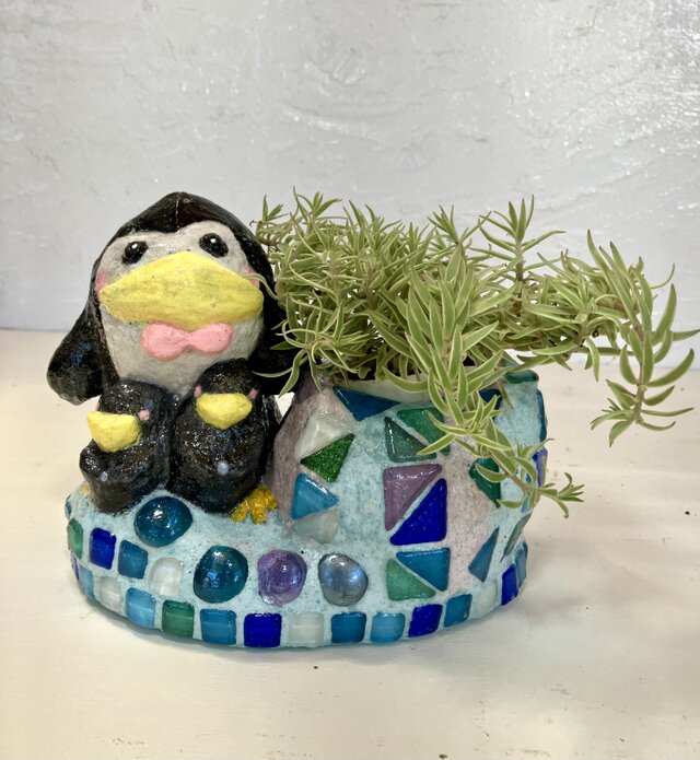植木鉢 セメント ミニサイズペンギン親子ガラスタイル付きプランター