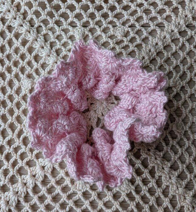 植物繊維(竹)の小さなシュシュ・秋桜