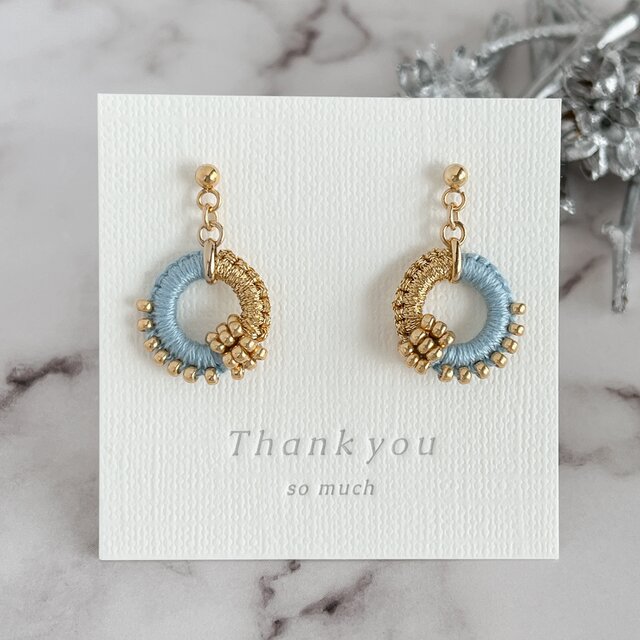 【色糸×ラメ糸＊リングスイングピアスorイヤリング＊ゴールド・サックスブルー】