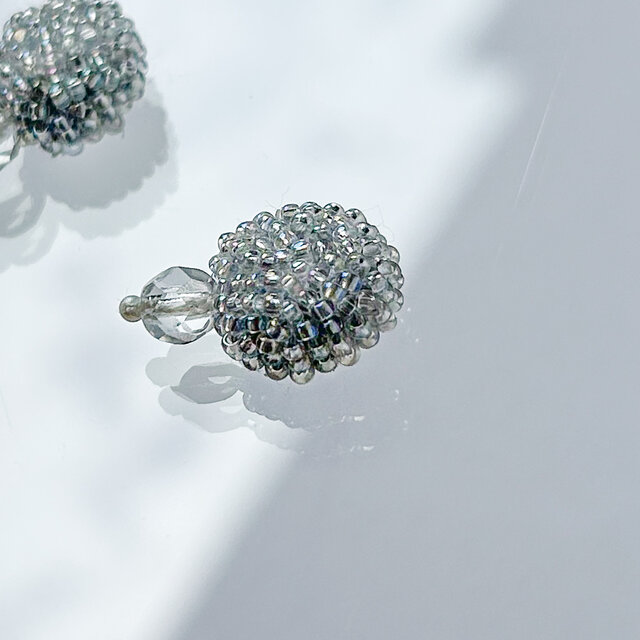 涼しげ クリア ブルー 3種の天然石 チェーン ピアス ロンドンブルートパーズ 涼しげ クリア ブルー 3種の天然石 チェーン ピアス ロンドンブルー