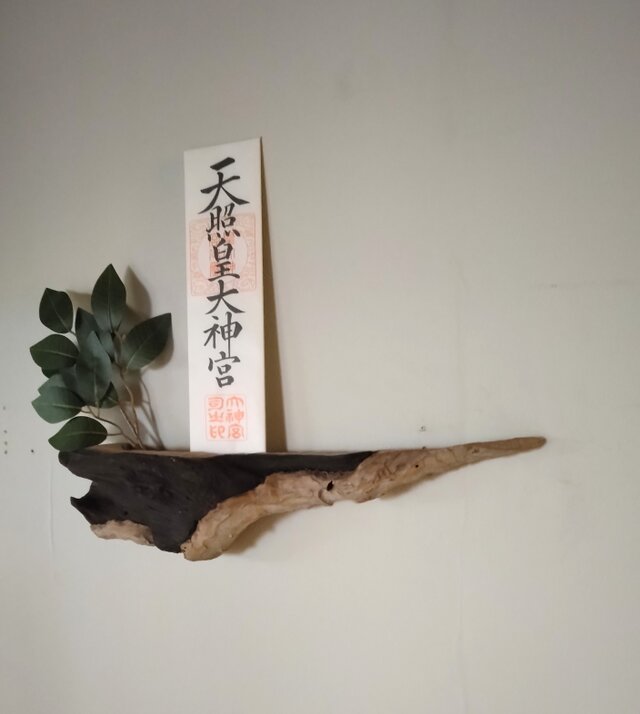 黒柿の壁掛け　　ミニ神棚・御札・ポストカード・ドライフラワー