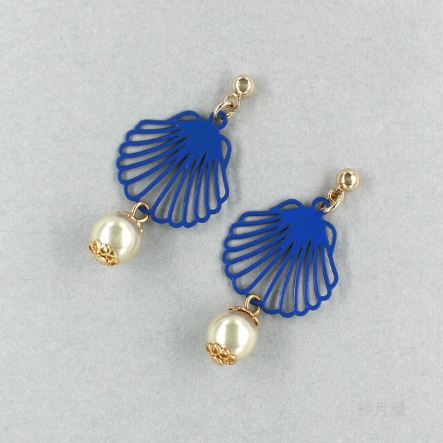 【みこし】雨氣 貝殻イヤリングとワンピース 楽天市場】ピアス 天然の貝殻 シェル ゴールド シルバー 夏 金属