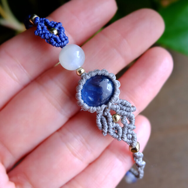 カイヤナイト （ネパール産）・シルバームーンストーン（タンザニア産