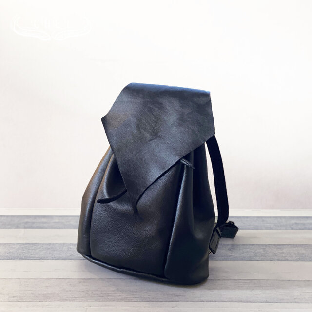 レディース ミニリュック 本革 レザーバックパック 小さめリュック