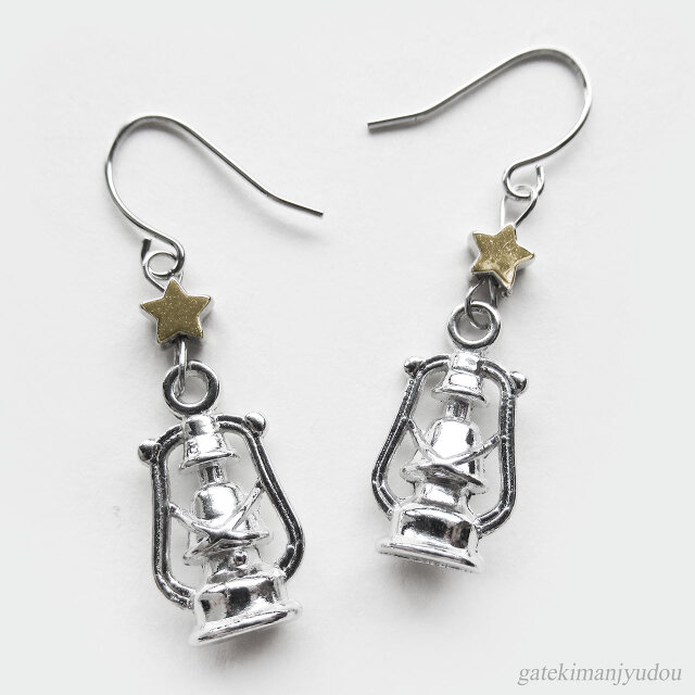 星とランタンのフックピアス【イヤリング等変更可】