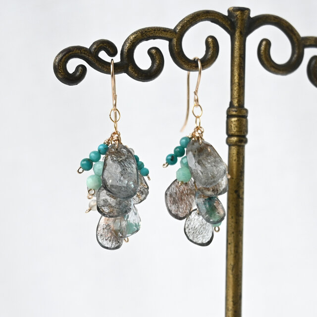 モスアクアマリン房ピアス・イヤリング変更可・14kgf