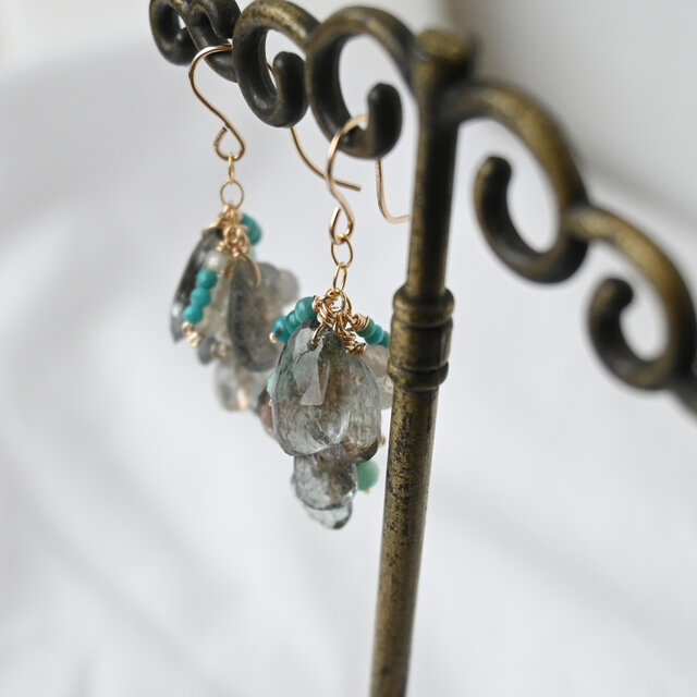 モスアクアマリン房ピアス・イヤリング変更可・14kgf | iichi 日々の