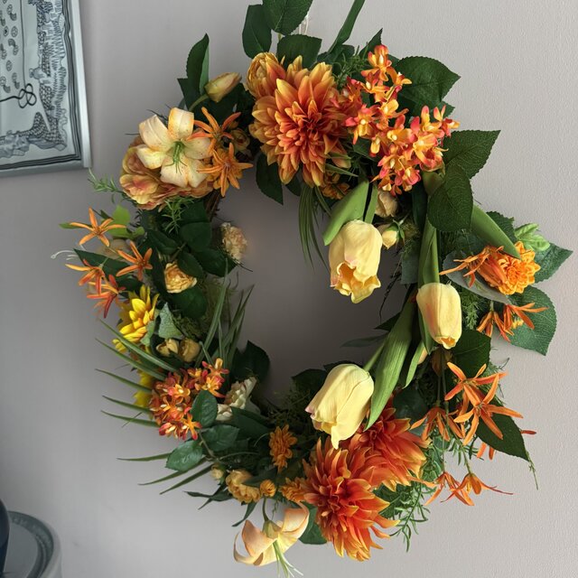 ✿*✿* 流れる紅葉のリース ♬ 37 × 50 cm 造花リース ✿*✿* しだれもみじ