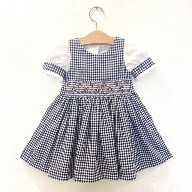 後ろリボン＊さくらんぼ刺繍のスモッキングワンピース　3歳サイズ　95cm　一点物　限定　ネイビーギンガム　綿　90cm100cm