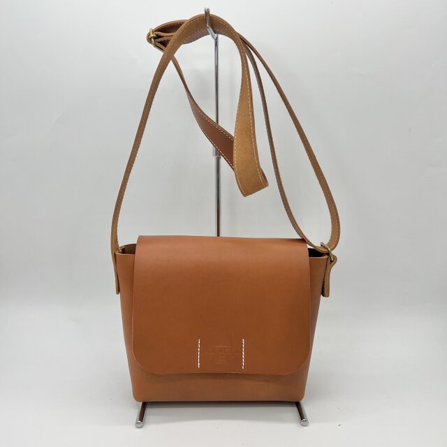 レザーフラップショルダーバッグS（ハンドメイド／コンパクト