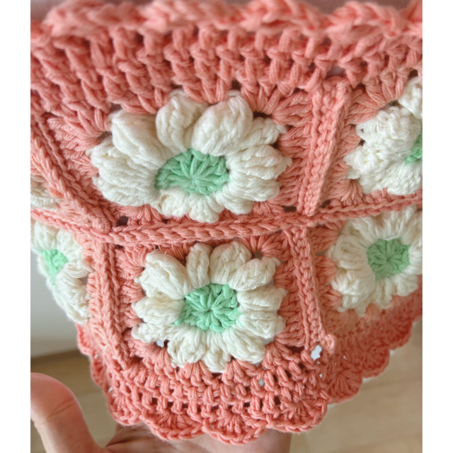 ハンドメイド　マーガレット刺繍レースのフロントクロスビスチェ親子お揃いセット マーガレットモチーフビスチェ〜ご注文いただいてからのお作りとなり