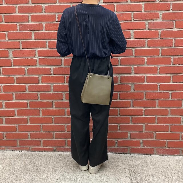 新色追加】レザースクエアショルダーバッグ（ハンドメイド／ボックス型