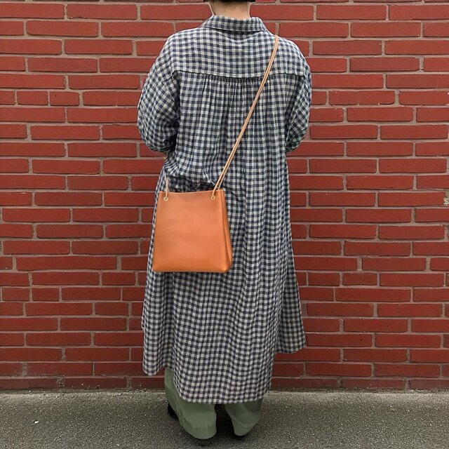 新色追加】レザースクエアショルダーバッグ（ハンドメイド／ボックス型