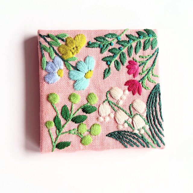 草花の刺繍パネル(botanical）#377