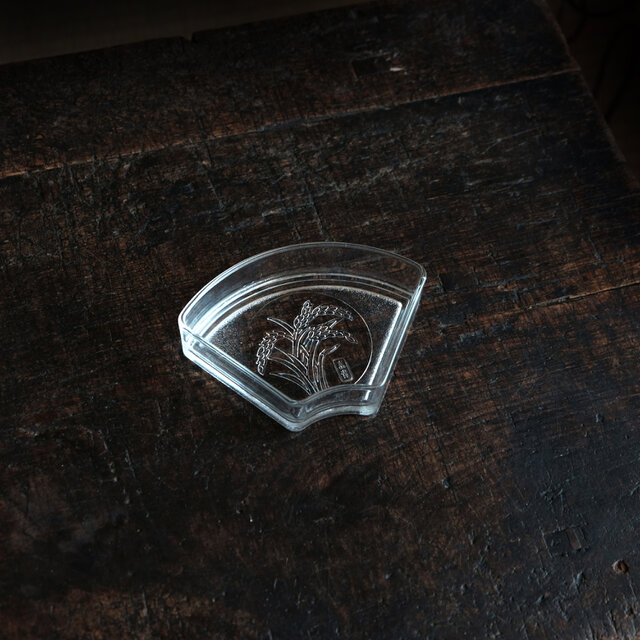 稲穂の文様◆富貴　曇りガラス変形皿　向付　古民家　古道具　昭和後期