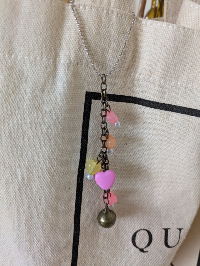 キュートな鈴ストラップ