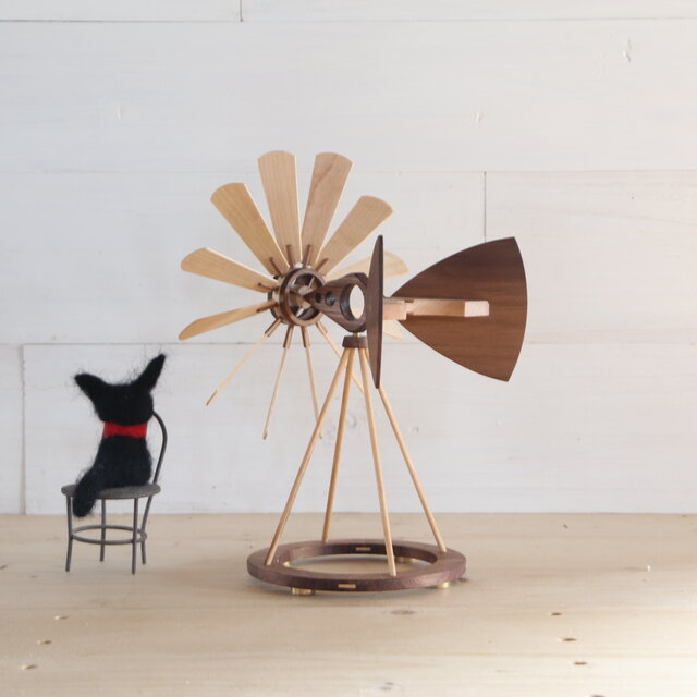 木の風車 | iichi 日々の暮らしを心地よくするハンドメイドや