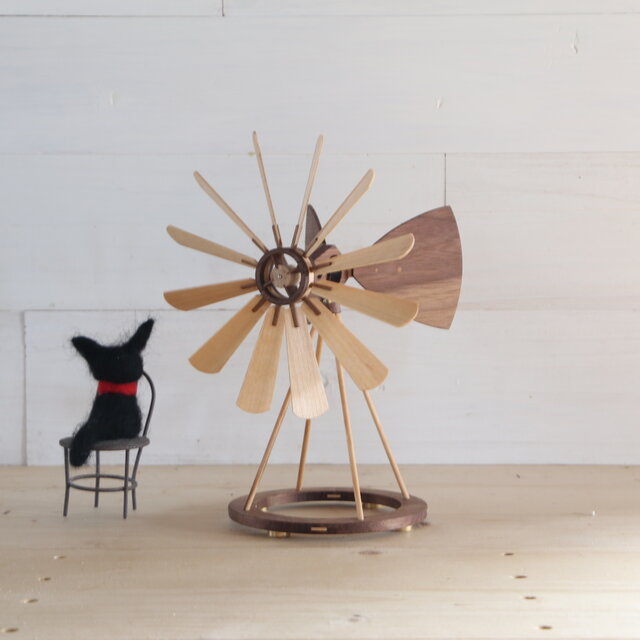木の風車 | iichi 日々の暮らしを心地よくするハンドメイドや