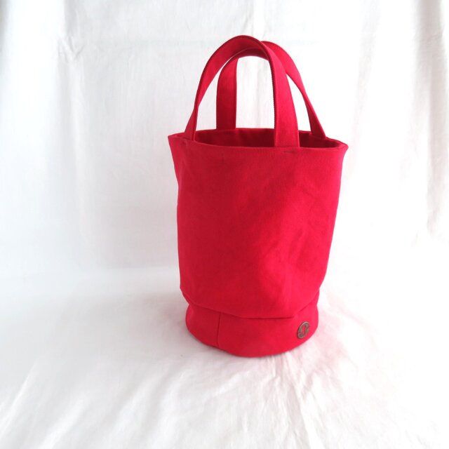 【ハンドメイド】帆布バケツトートバッグlarge＊イタリアンレッド 倉敷帆布のバケツバッグ 赤 受注制作 | iichi 日々の暮らしを心地よく