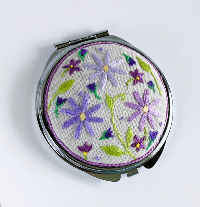 戸塚刺繍　八角形刺繍花柄ミラー 戸塚刺繍 八角形刺繍花柄ミラー 【公式通販】