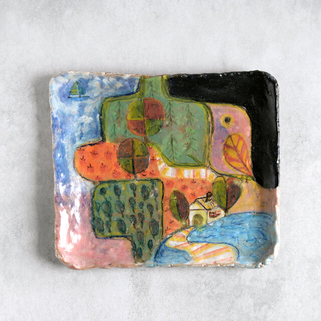 海辺の田舎の一軒家・色絵四角皿