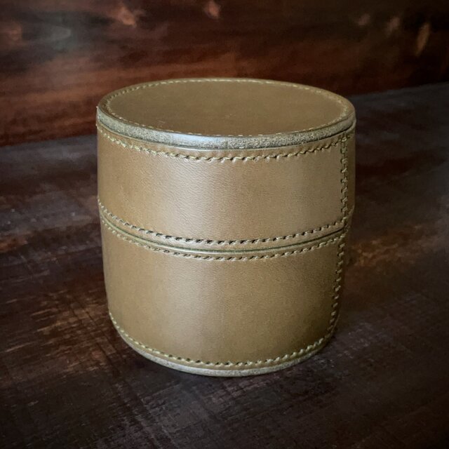 《円柱型》レザー収納ボックス（オリーブ）