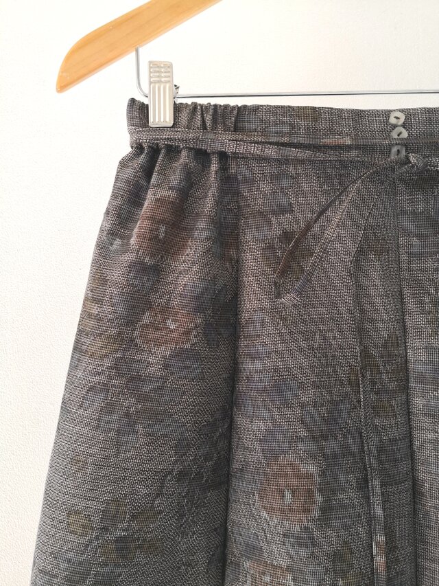 ギャザー大島紬（こげ茶花枝文）7マルキ