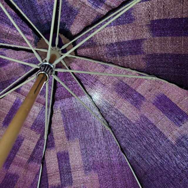ハンドメイド　銘仙の着物から作った日傘　炎気 銘仙の着物から作った日傘 炎気 | iichi 日々の暮らしを心地よく